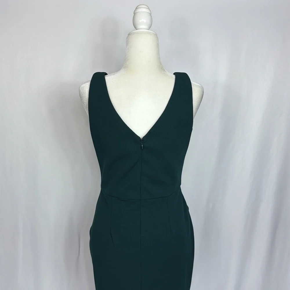 Betsy and Adam Christine Scuba Crepe Ruffled‎ Bow Gown Dress Size 10 Green